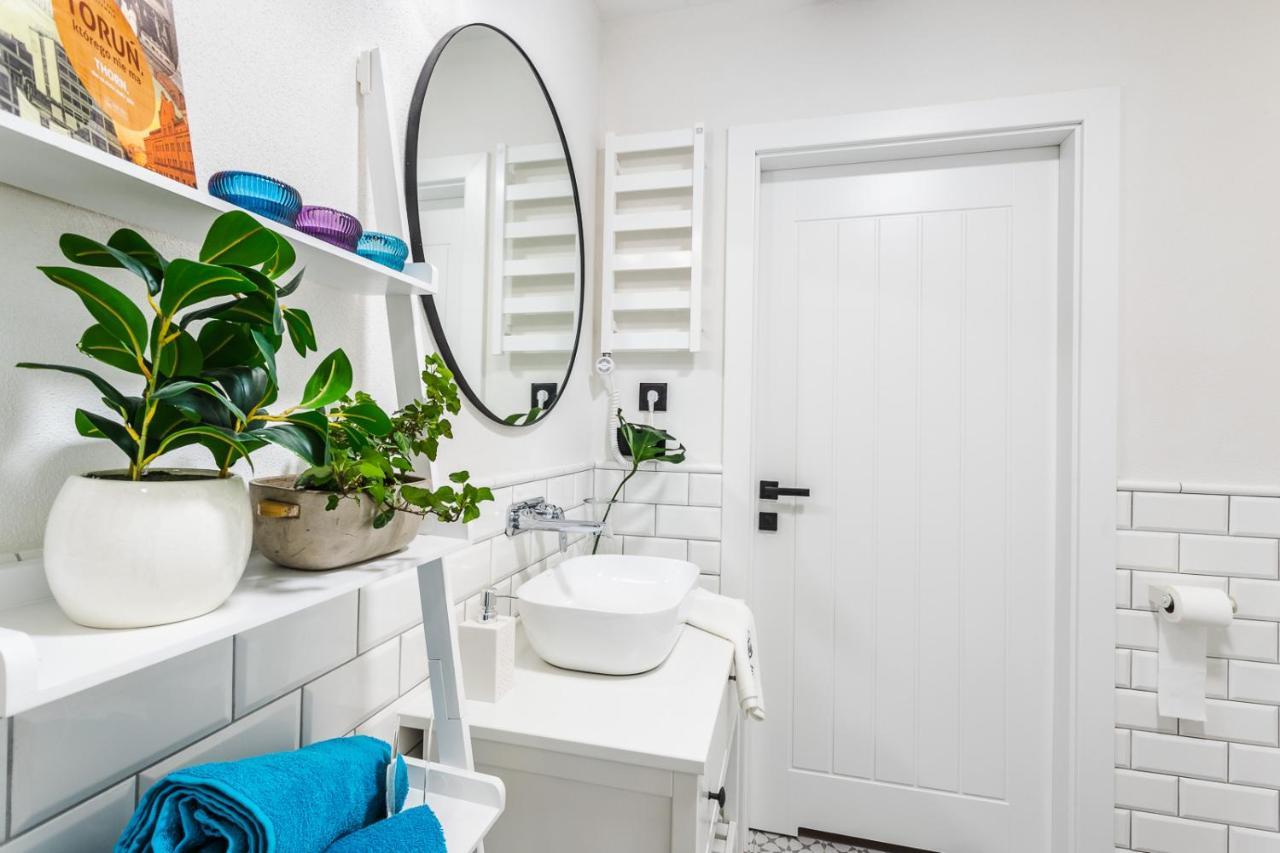 Uroczy Apartament Lazienna 5/4 Stary Toruń Kültér fotó